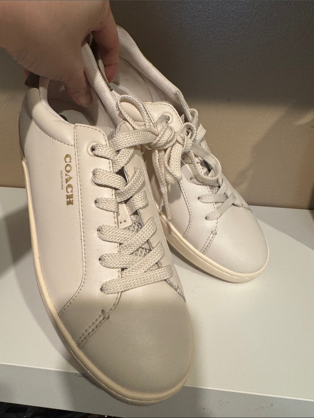 Coach Off-White Leather Low-Top Sneakers with Brown Heel - Picture 5 of 6